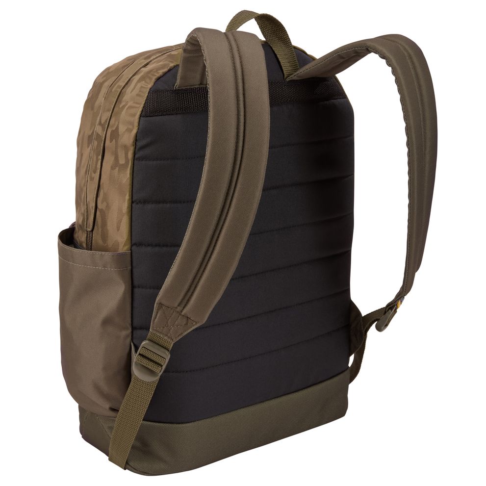 Case Logic Founder 26L backpack